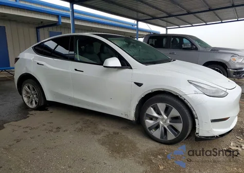 2023 Tesla Model Y z USA, uszkodzony, nr VIN 7SAYGDEE6PA138311